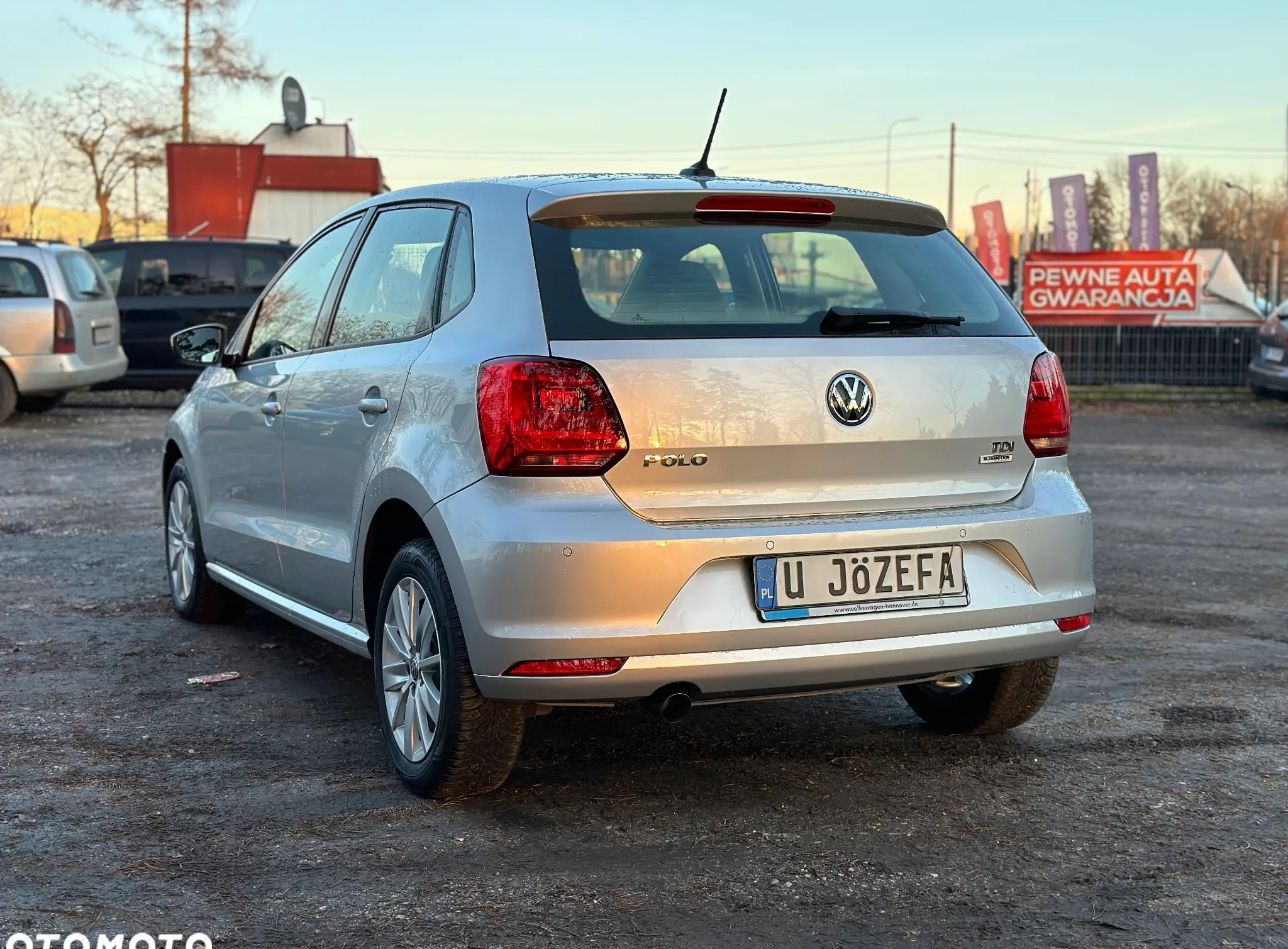 Volkswagen Polo cena 38900 przebieg: 140000, rok produkcji 2017 z Karlino małe 436